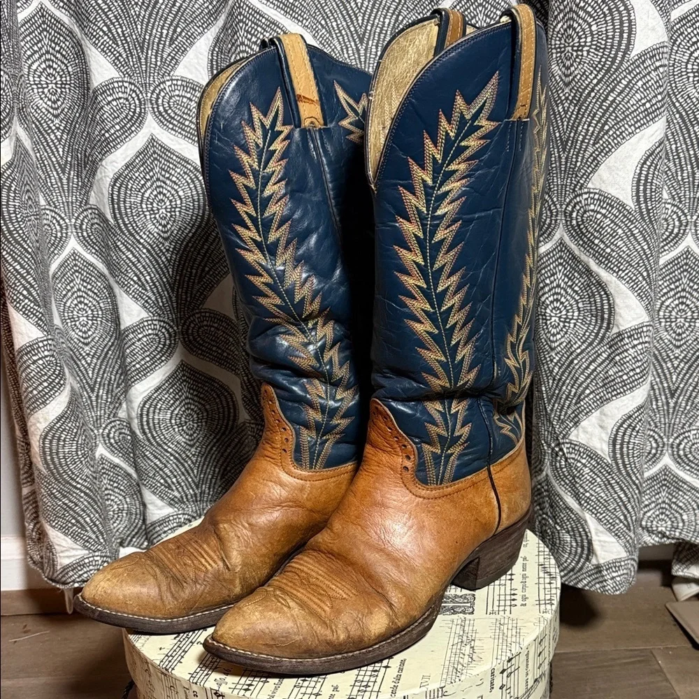 Hondo Crazy Horse Distressed Embroidered Navy/ Brown Leather Western Boots SZ9 - Picture 1 of 14